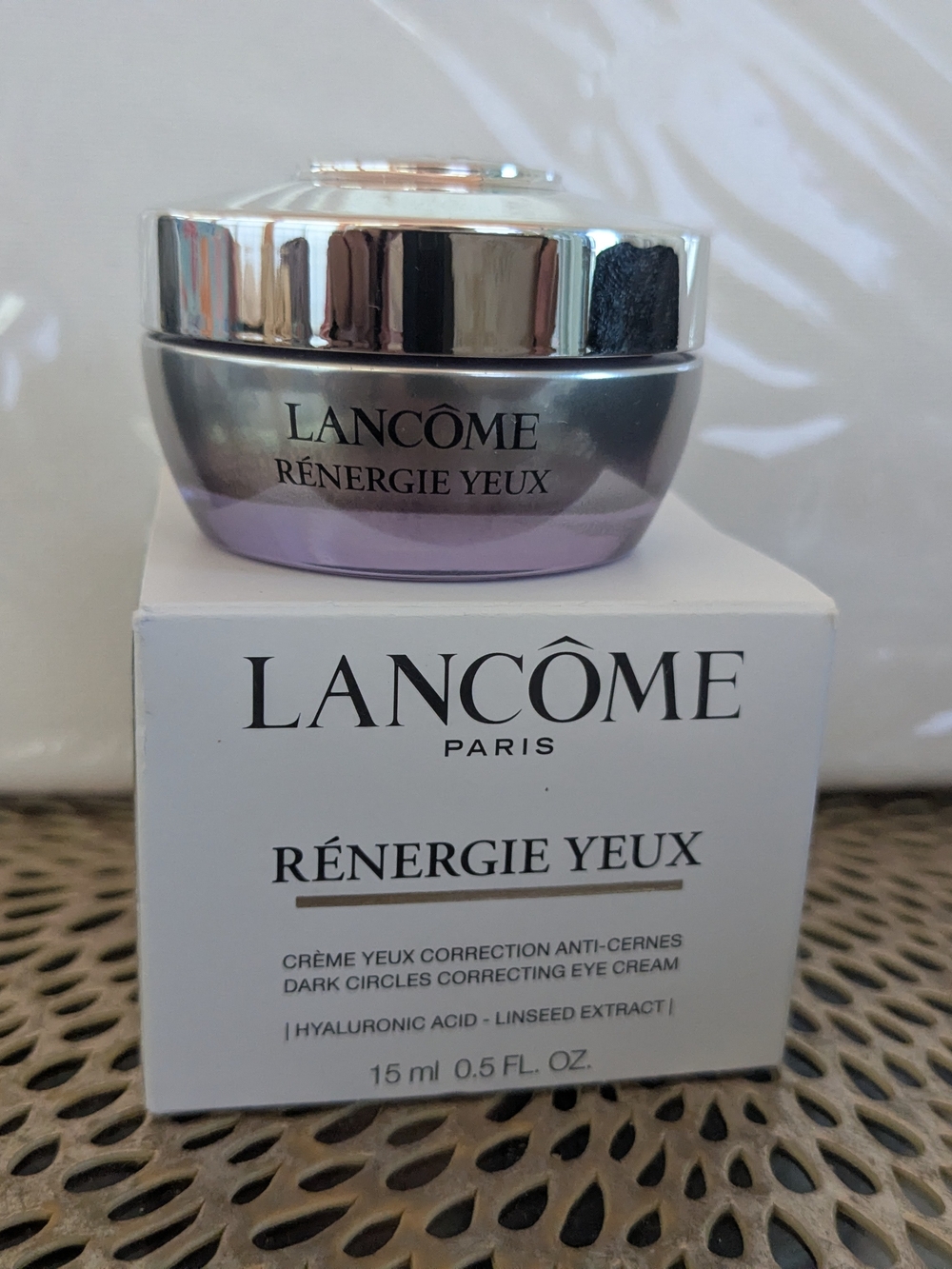 Lancôme Rénergie Yeux Eye Cream — Silver and Light Purple Jar